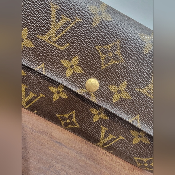 Louis Vuitton Monogram Sarah Wallet Authentic Brown - Picture 2 of 11